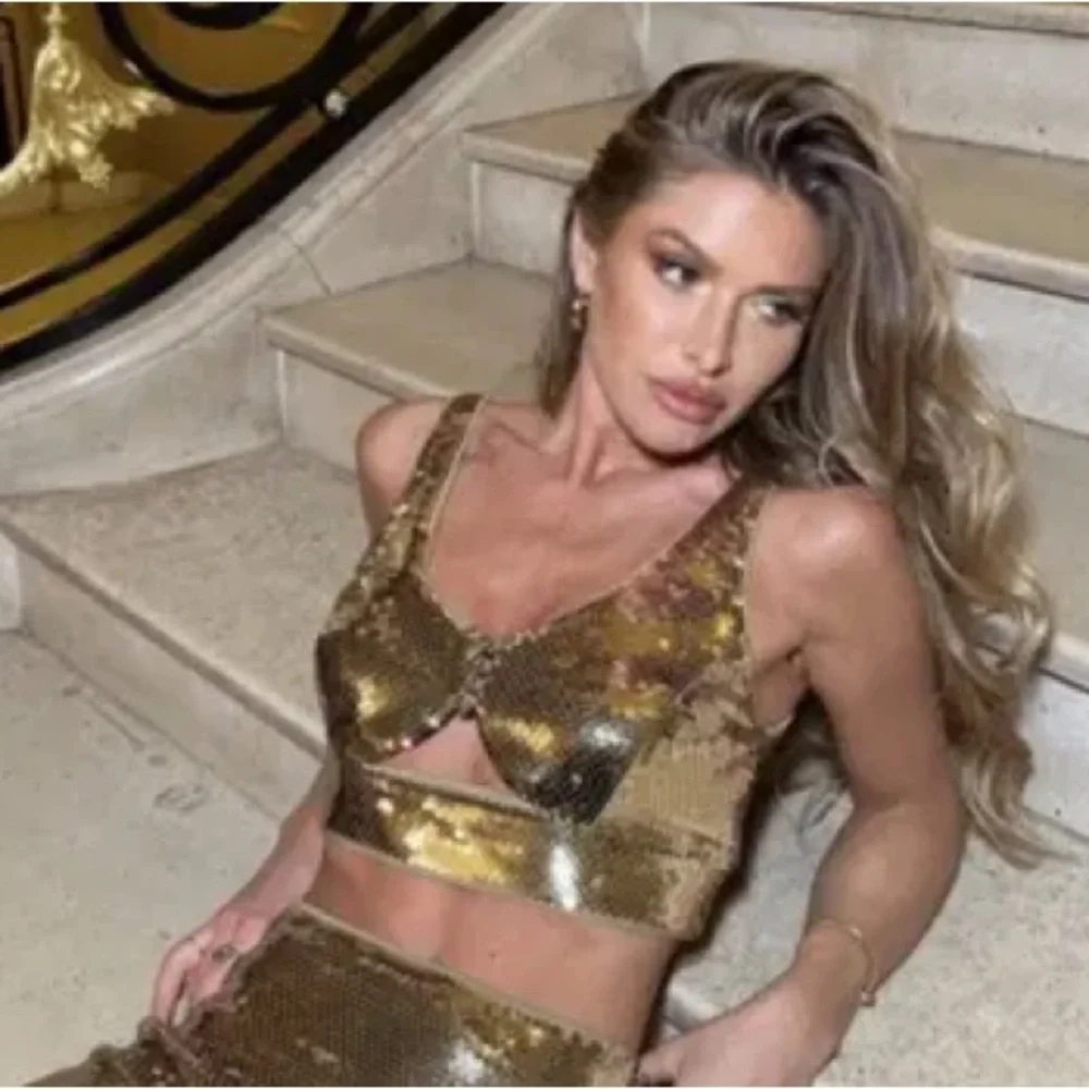 NWT Rabanne x HM sequin top in gold (size XL) - Picture 4 of 9